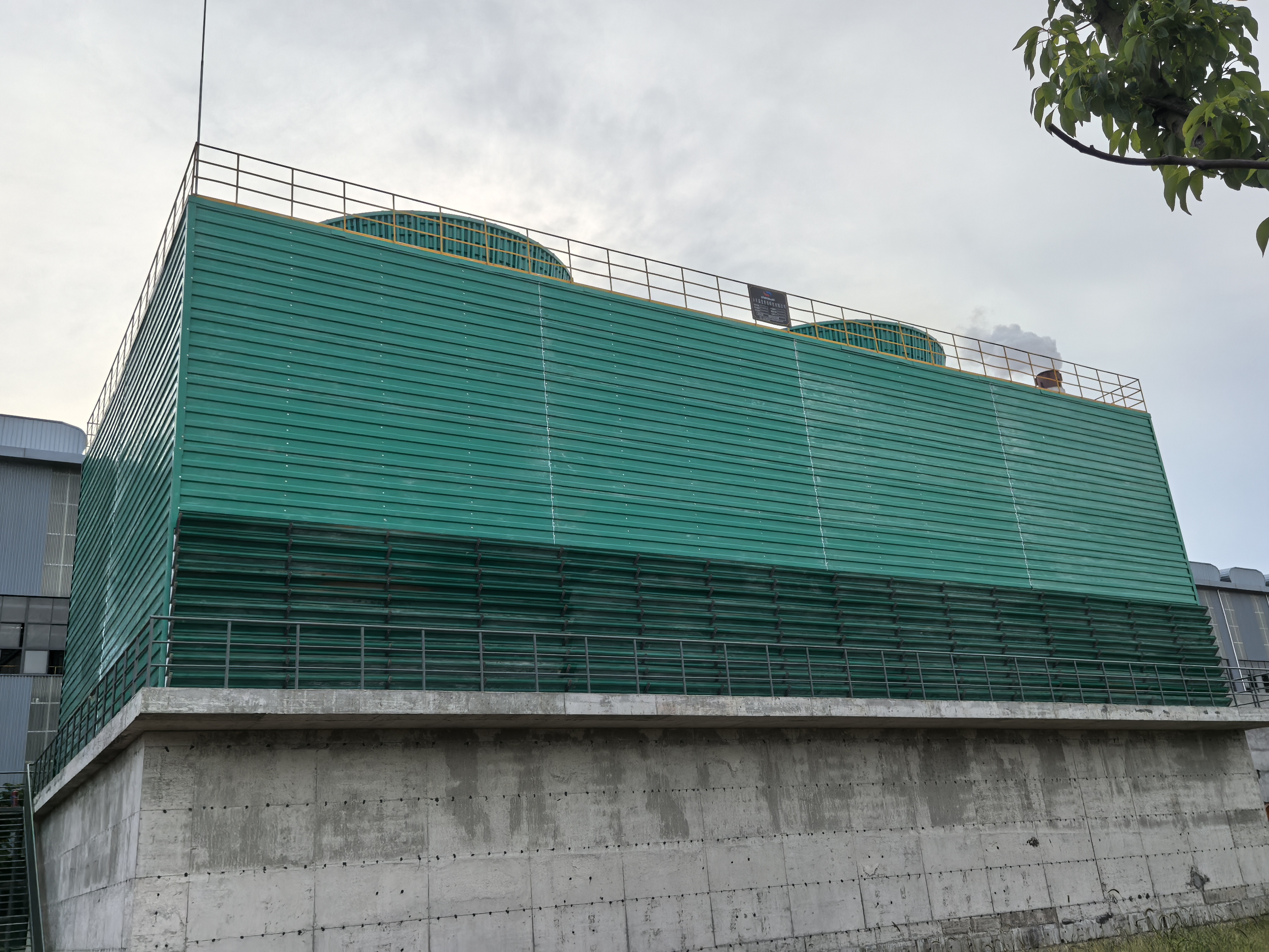 玻璃鋼冷卻塔維護(hù)攻略：做好3步，延長(zhǎng)壽命5年以上